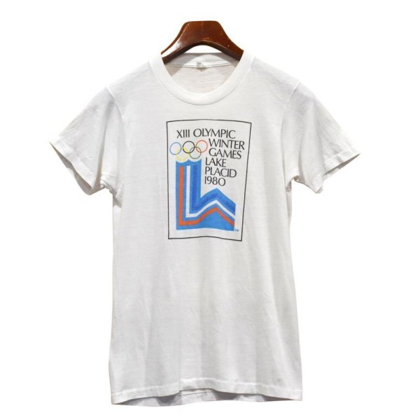 画像1: 80's【USA製】【ビンテージ】【XIII OLYMPIC WINTER GAMES LAKE PLACID 1980】【冬季オリンピック】【白】【Ｔシャツ】【サイズＭ】 