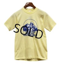 【ビンテージ】【USA製】【sportswear】ライトイエロー【I skied the big one jackson hole】【Tシャツ】【サイズＳ】レディース古着 