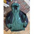 画像1: 【ビンテージ】【The north face】【ザ ノースフェイス】ゴアテックス 黒ｘ緑【マウンテンライトジャケット】【サイズＸＬ】<br> (1)