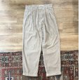 画像1: 90's~  ビンテージ【Eddie Bauer】【エディーバウアー】【ライトベージュ】【２タック】太畝【コーデュロイパンツ】【W32】<br> (1)