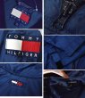 画像2: 【オールド】【Tommy Jeans】【トミーヒルフィガー】【裏フリース】【ナイロンプルオーバー】【サイズM】  (2)