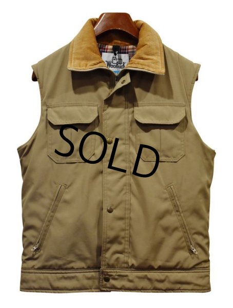 画像1: 70’ｓ〜【USA製】【ビンテージ】【Woolrich】【ウールリッチ】【ベージュ】【チェック裏地】【中綿入りベスト】【サイズM】  (1)