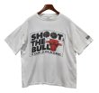 画像1: 【90’s】【USA製】【ビンテージ】【シカゴブルズ】【白】SHOOT THE BULL【Ｔシャツ】【サイズＸＬ】  (1)