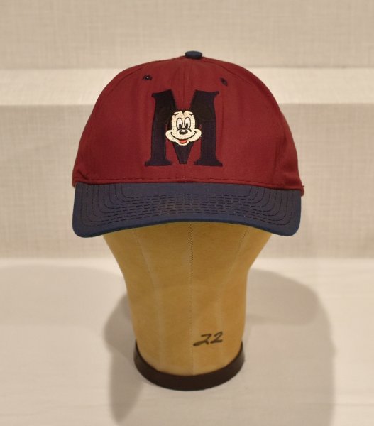 画像1: USA製【GOOFY'S HAT CO Disney】ディズニー【エンジ×紺×つば裏緑】ミッキー刺繍【コットンBBキャップ】   (1)