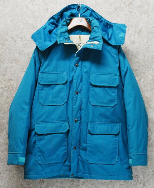 画像1: 70's∼【USA製】【ビンテージ】【ウールリッチ】【Woolrich】【サックスブルー】【フード付き】【中綿入り】【マウンテンパーカー】【サイズW-XL】  (1)