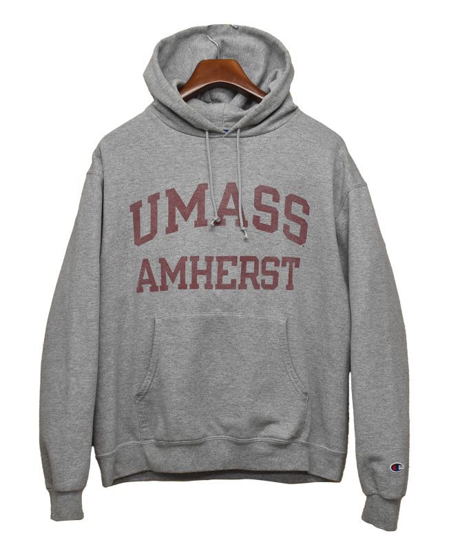 チャンピオン】【グレー】【UMASS AMHERST】アマースト大学【パーカー